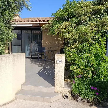 Naturiste Cap D'agde Port Venus 49