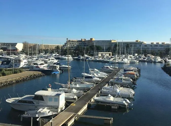 Naturiste Cap D'agde Port Venus 49 *